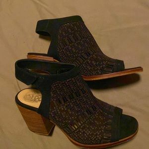 Vince Camuto Peep to Booties. Sz 5.5